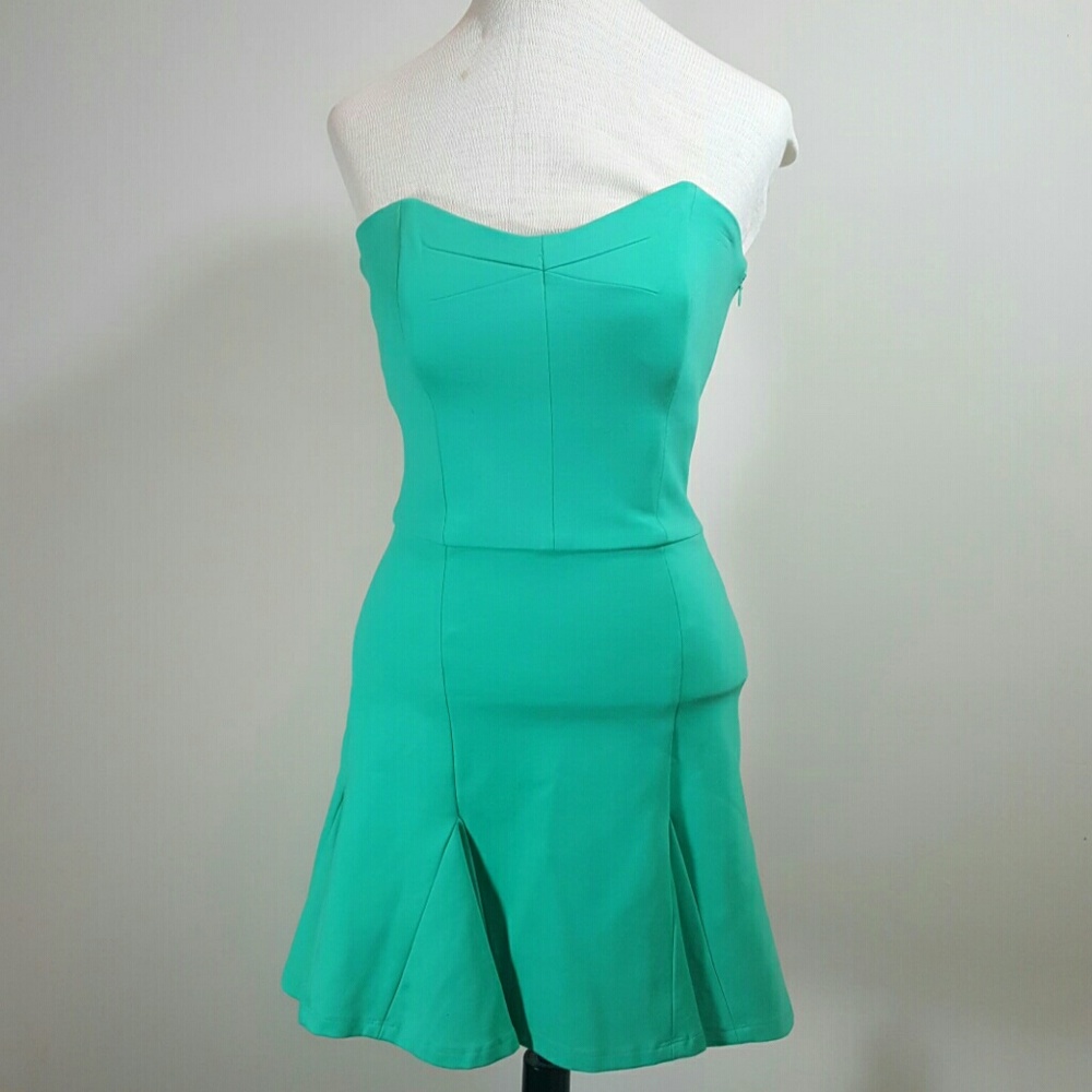 Devlin dress